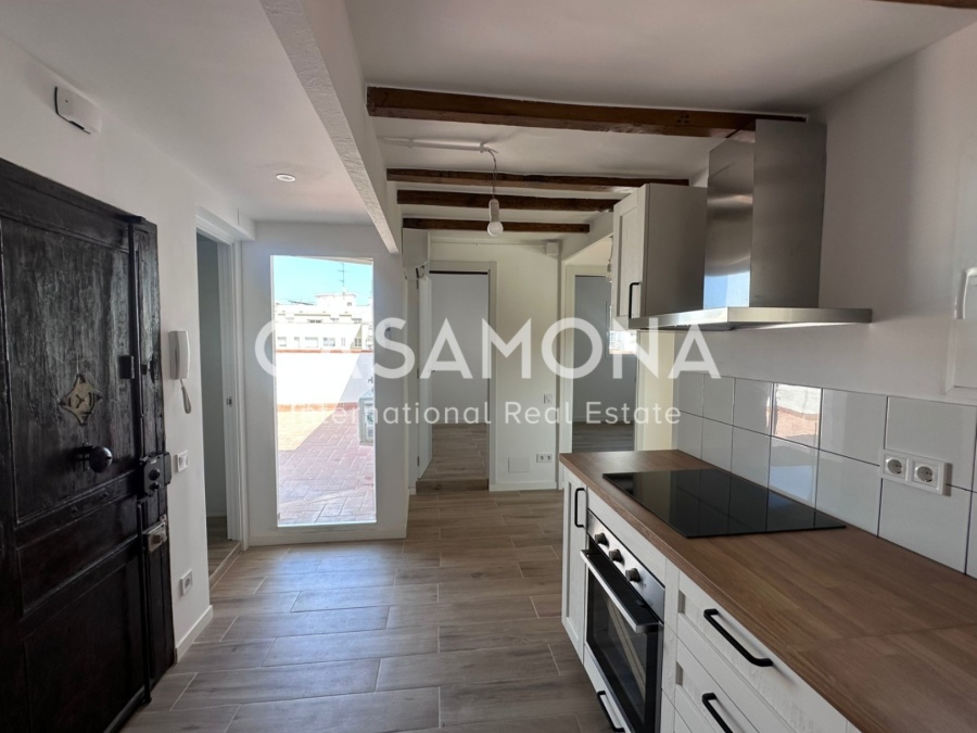 (SOLD) Stunning Penthouse with Private Terrace (SOLD) Stunning Penthouse with Private Terrace