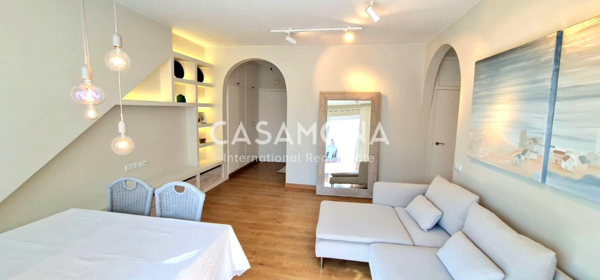 Elegant, Fully Renovated 2-Bedroom Apartment with Large Balcony in Exclusive Sarrià-Sant Gervasi