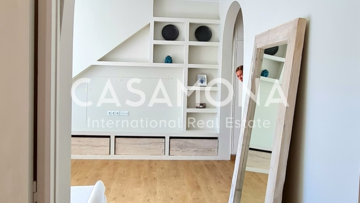 Elegant, Fully Renovated 2-Bedroom Apartment with Large Balcony in Exclusive Sarrià-Sant Gervasi
