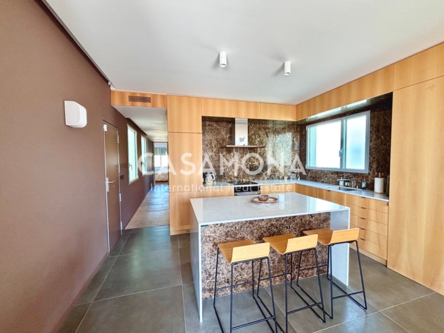 (SOLD) Pis de luxe de 3 habitacions amb terrassa privada a tocar de Via Laietana (SOLD) Pis de luxe de 3 habitacions amb terrassa privada a tocar de Via Laietana