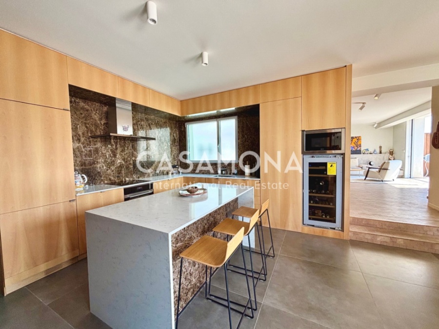 (SOLD) Pis de luxe de 3 habitacions amb terrassa privada a tocar de Via Laietana (SOLD) Pis de luxe de 3 habitacions amb terrassa privada a tocar de Via Laietana