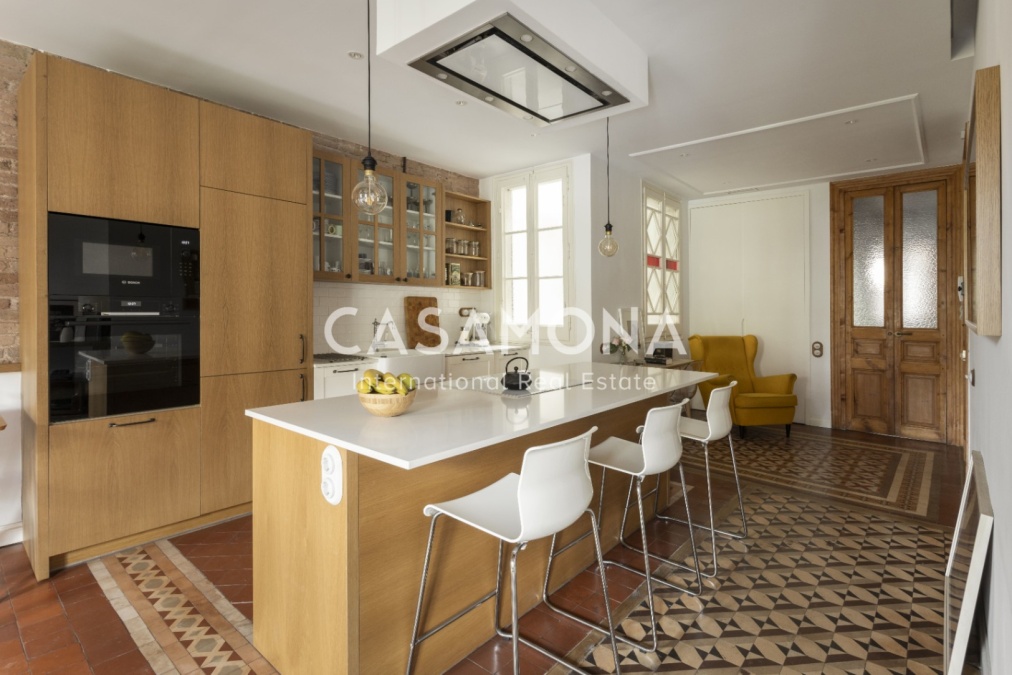 Appartement Élégant Entièrement Rénové dans l’Eixample, Alliant Détails Traditionnels et Confort Moderne Appartement Élégant Entièrement Rénové dans l’Eixample, Alliant Détails Traditionnels et Confort Moderne
