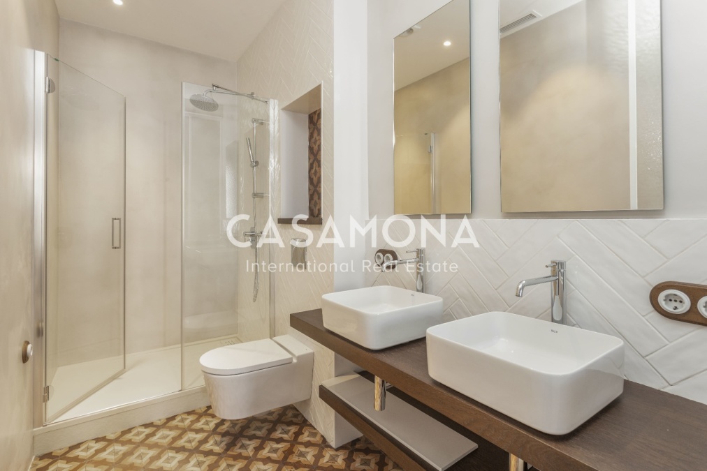 Appartement Élégant Entièrement Rénové dans l’Eixample, Alliant Détails Traditionnels et Confort Moderne Appartement Élégant Entièrement Rénové dans l’Eixample, Alliant Détails Traditionnels et Confort Moderne