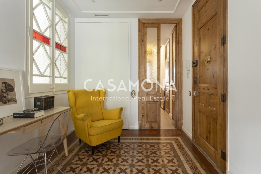 Appartement Élégant Entièrement Rénové dans l’Eixample, Alliant Détails Traditionnels et Confort Moderne Appartement Élégant Entièrement Rénové dans l’Eixample, Alliant Détails Traditionnels et Confort Moderne