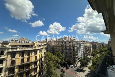 Àtic Modern Amb Terrassa Privada Al Cor De Barcelona Àtic Modern Amb Terrassa Privada Al Cor De Barcelona