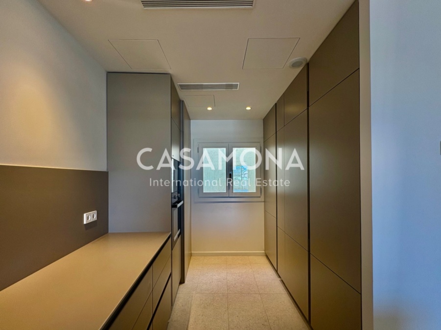 Modernes Penthouse Mit Privater Terrasse Im Herzen Von Barcelona