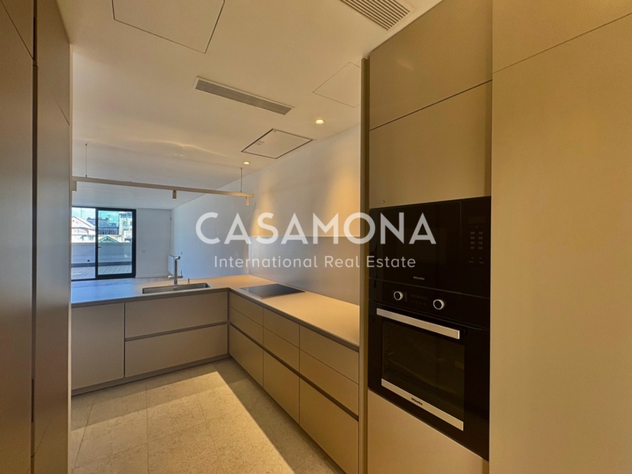 Penthouse Moderne Avec Terrasse Privée au Cœur de Barcelone Penthouse Moderne Avec Terrasse Privée au Cœur de Barcelone