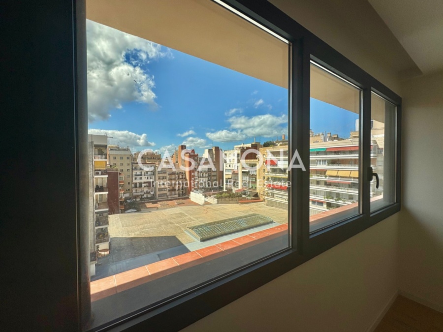 Modernes Penthouse Mit Privater Terrasse Im Herzen Von Barcelona