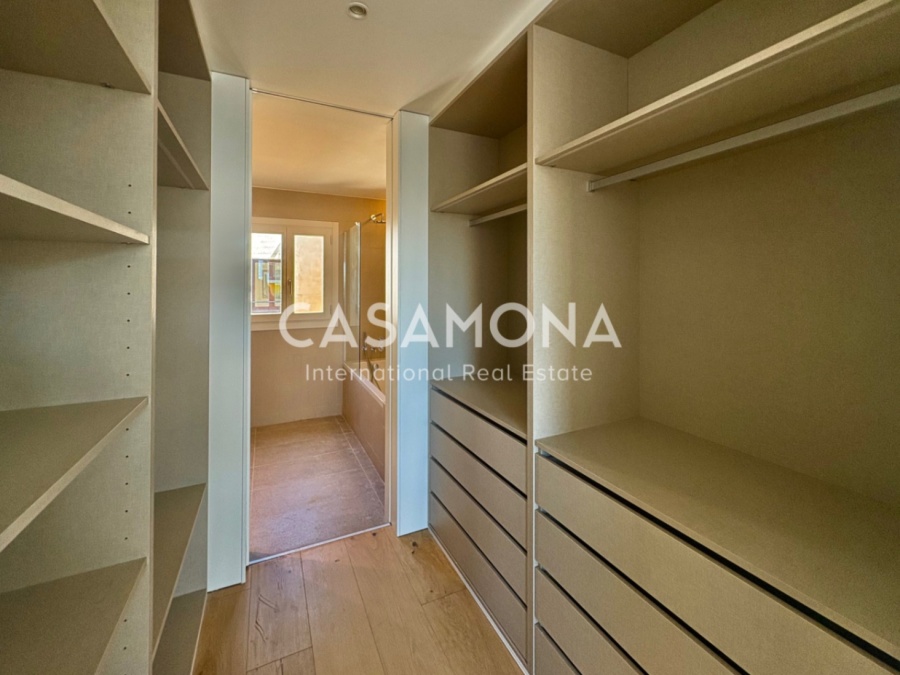 Penthouse Moderne Avec Terrasse Privée au Cœur de Barcelone Penthouse Moderne Avec Terrasse Privée au Cœur de Barcelone
