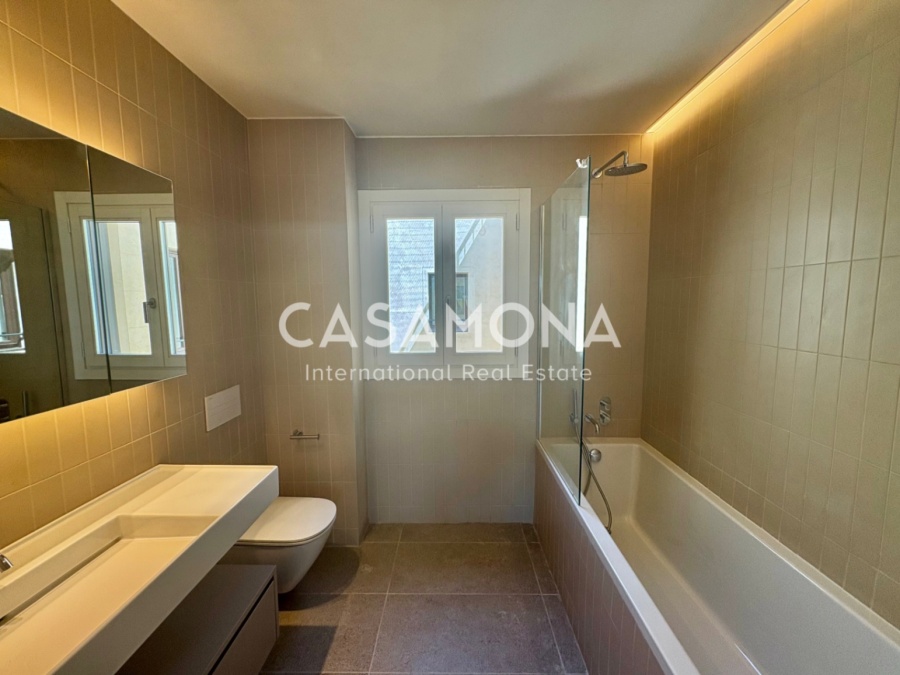 Penthouse Moderne Avec Terrasse Privée au Cœur de Barcelone Penthouse Moderne Avec Terrasse Privée au Cœur de Barcelone