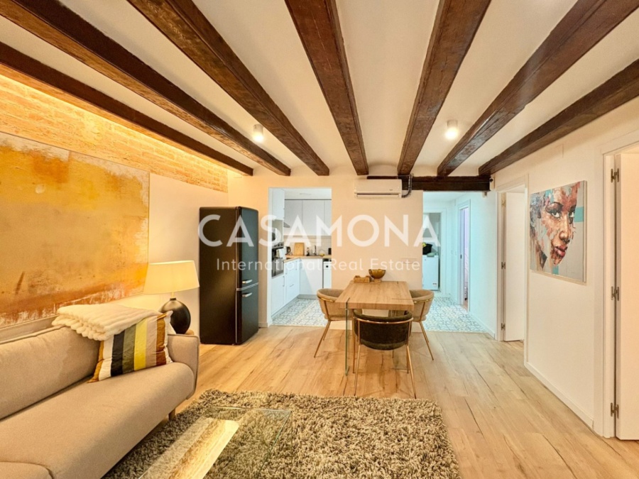 Charmant Appartement Rénové de 2 Chambres avec Balcons à Louer à Sant Pere Charmant Appartement Rénové de 2 Chambres avec Balcons à Louer à Sant Pere