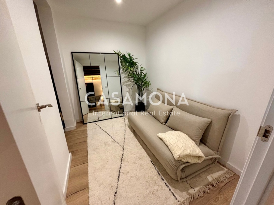 Charmant Appartement Rénové de 2 Chambres avec Balcons à Louer à Sant Pere Charmant Appartement Rénové de 2 Chambres avec Balcons à Louer à Sant Pere