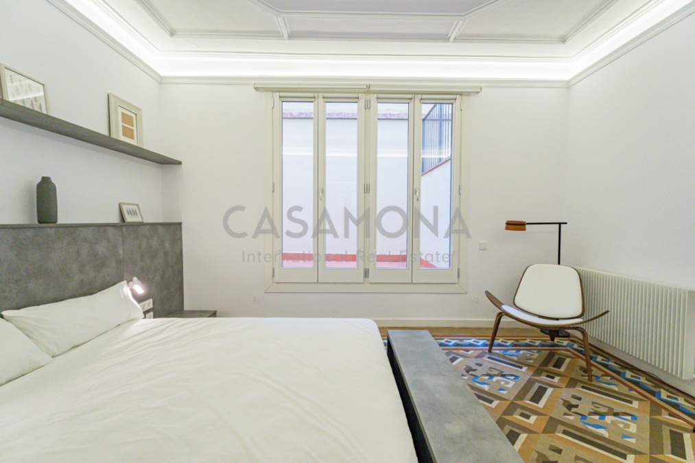 Charmante 2-Zimmer-Wohnung Mit Balkon Und Einzigartigen Katalanischen Details Nahe Plaça Catalunya