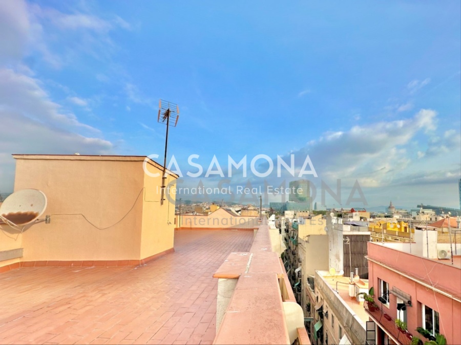 (SOLD) Wohnung mit Meerblick und Doppelterrasse – Renovierungsprojekt mit großem Potenzial (SOLD) Wohnung mit Meerblick und Doppelterrasse – Renovierungsprojekt mit großem Potenzial