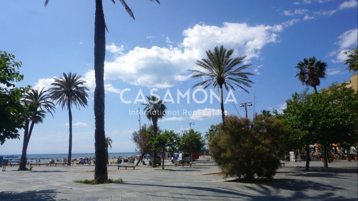 Appartement avec vue sur mer et double terrasse – projet de rénovation au grand potentiel