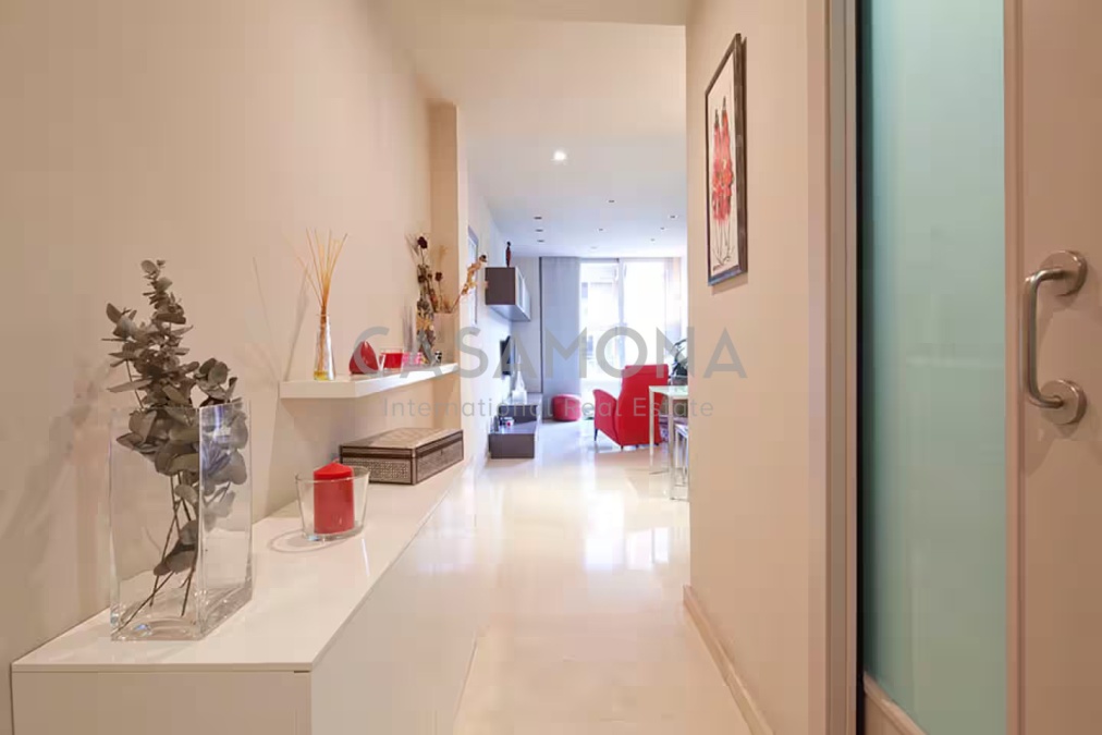 Amplio Piso De 2 Dormitorios Cerca De La Sagrada Família