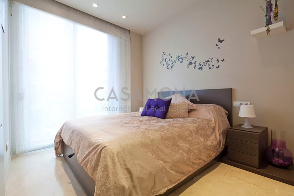 Amplio Piso De 2 Dormitorios Cerca De La Sagrada Família
