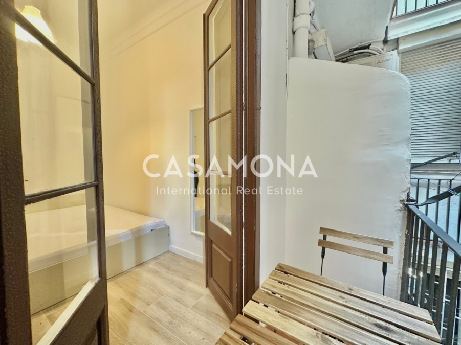 Increíble Apartamento Renovado de 4 Dormitorios en el Corazón de Sant Antoni Increíble Apartamento Renovado de 4 Dormitorios en el Corazón de Sant Antoni