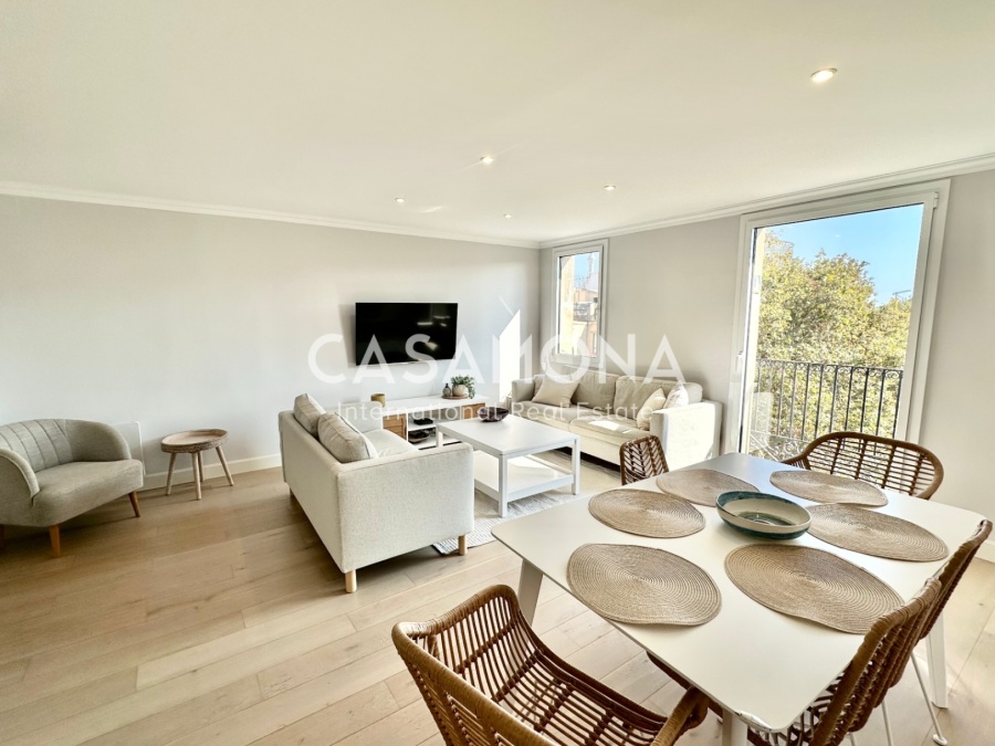 Wunderschön renovierte und komplett möblierte 3-Zimmer-Wohnung Wunderschön renovierte und komplett möblierte 3-Zimmer-Wohnung