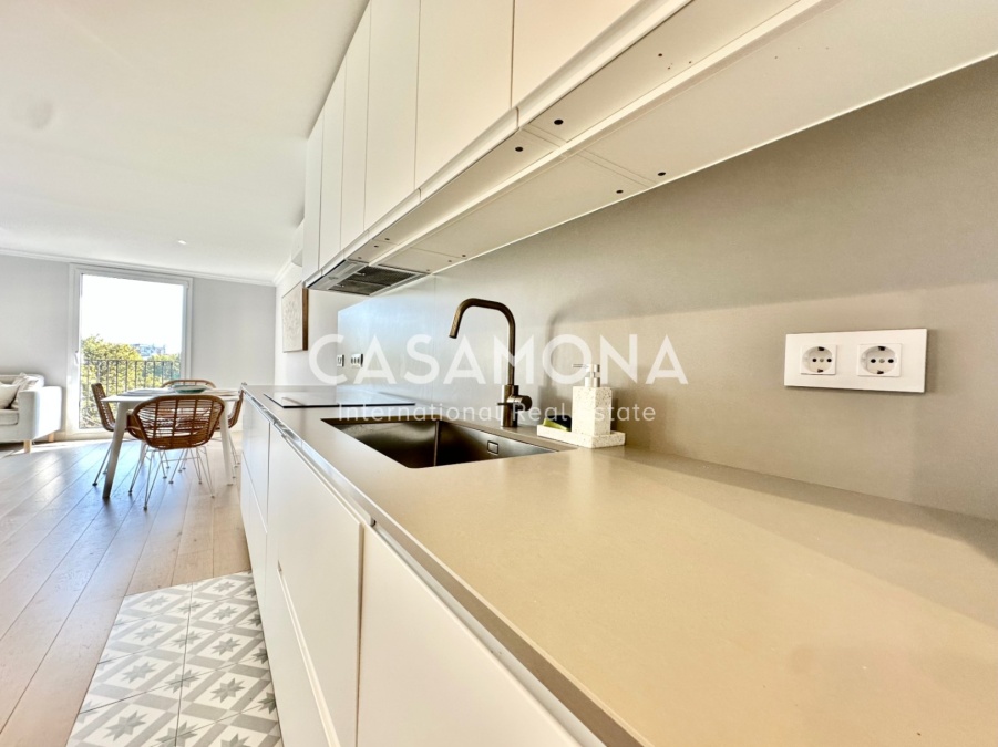 Apartamento de 3 dormitorios, reformado y totalmente amueblado