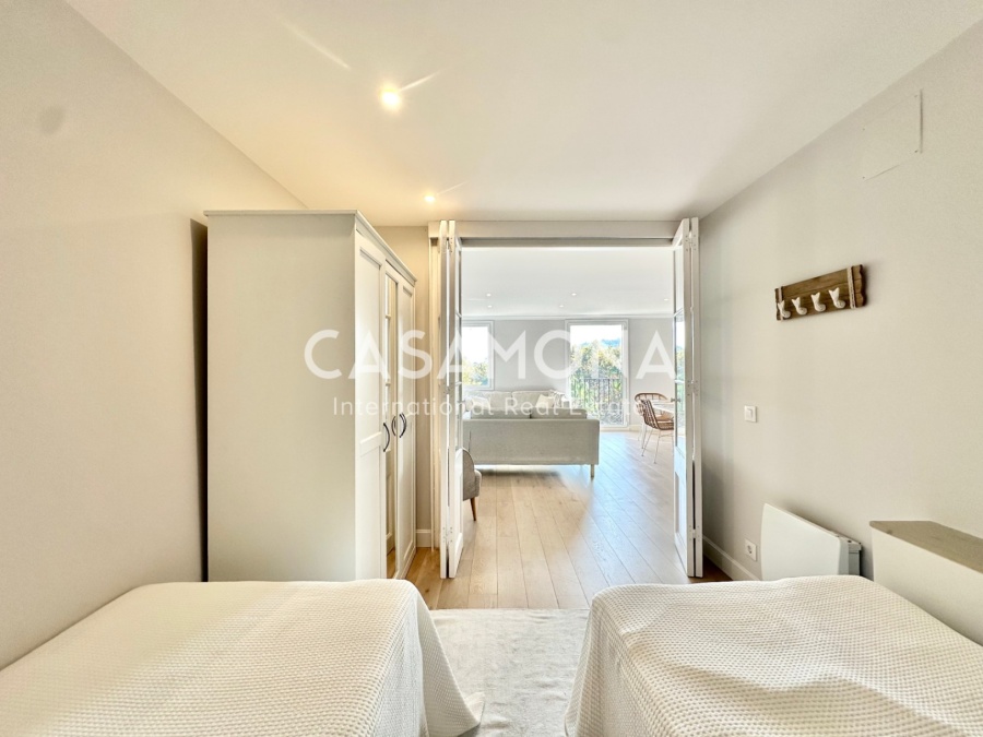 Wunderschön renovierte und komplett möblierte 3-Zimmer-Wohnung Wunderschön renovierte und komplett möblierte 3-Zimmer-Wohnung
