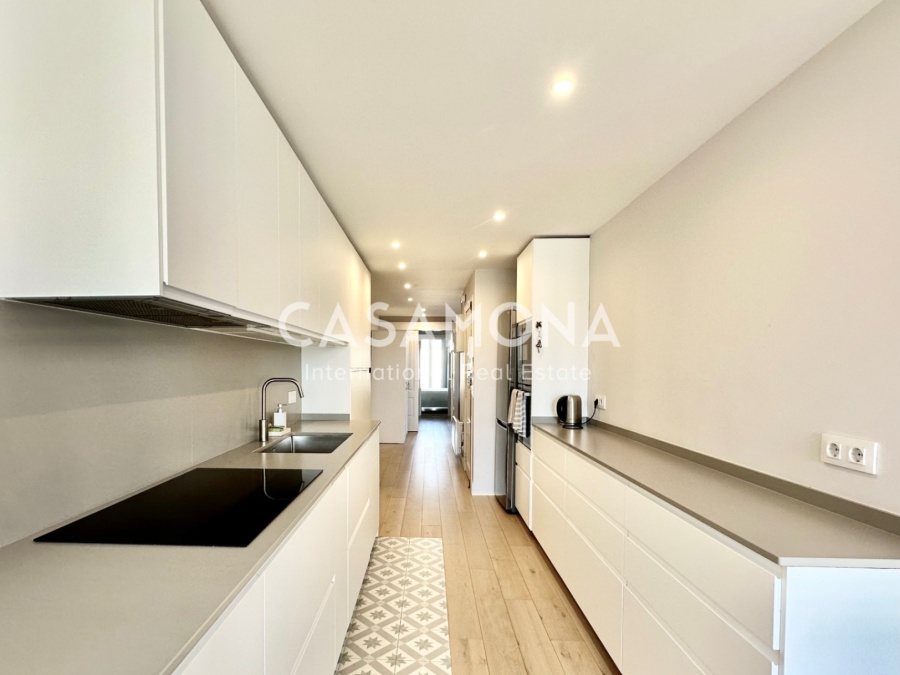 Wunderschön renovierte und komplett möblierte 3-Zimmer-Wohnung Wunderschön renovierte und komplett möblierte 3-Zimmer-Wohnung