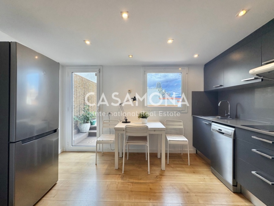 (SOLD) Modern 1-Bedroom Penthouse with Exclusive Terrace and Exceptional City Views