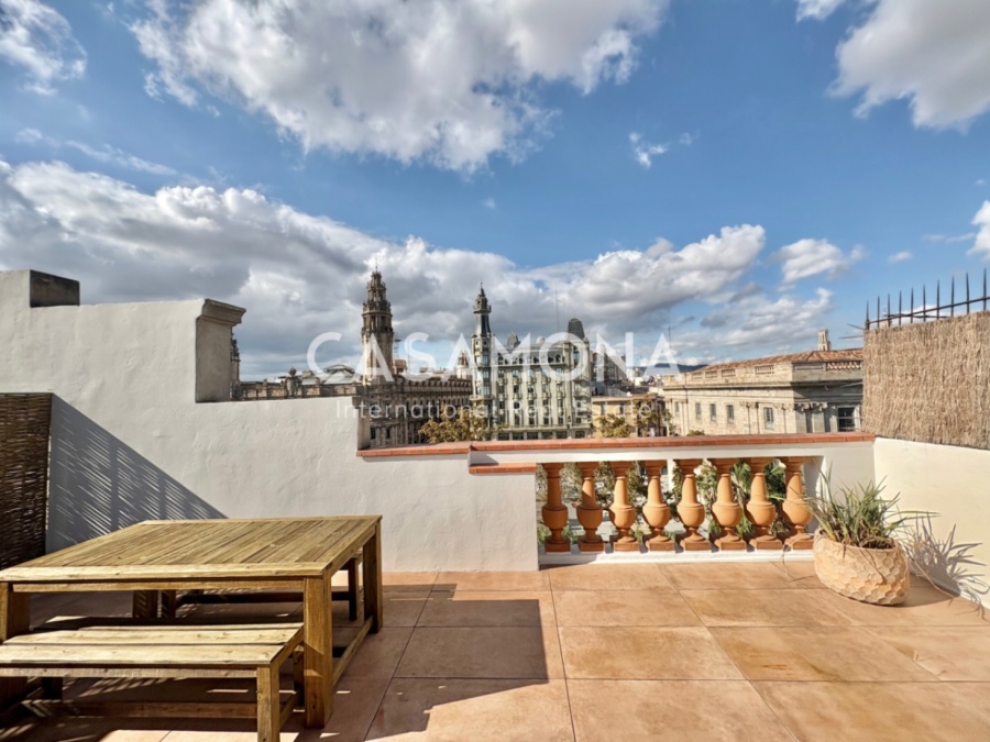 (SOLD) Modern 1-Bedroom Penthouse with Exclusive Terrace and Exceptional City Views