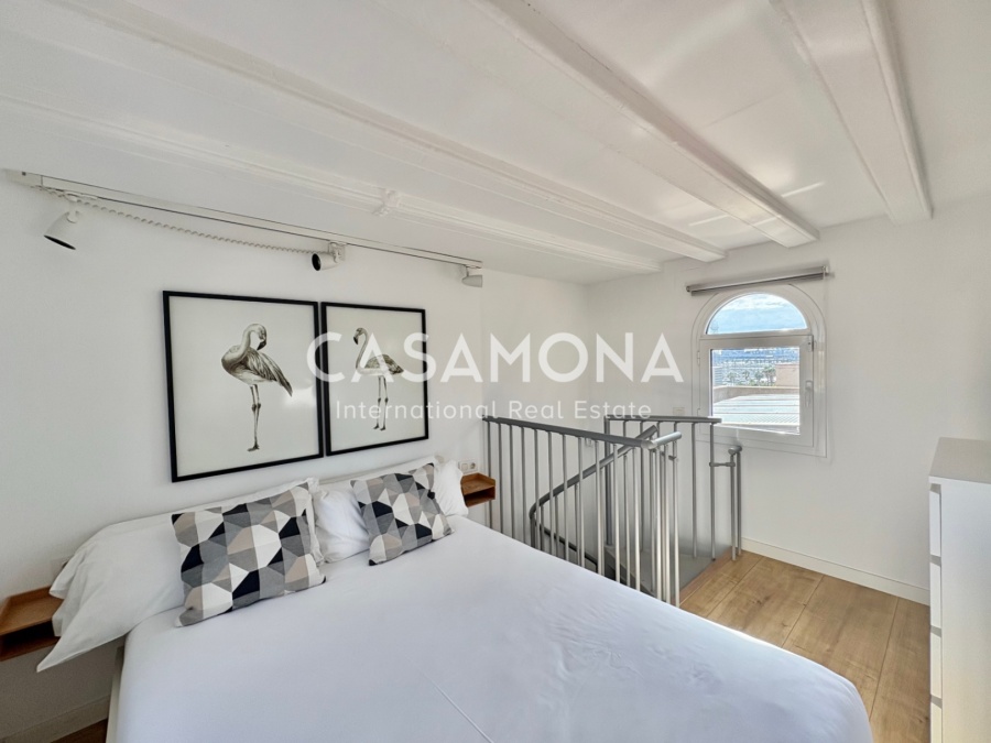 (SOLD) Modern 1-Bedroom Penthouse with Exclusive Terrace and Exceptional City Views
