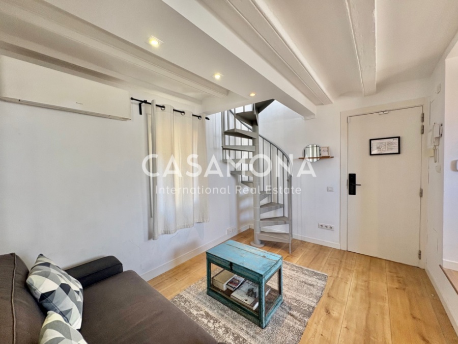 (VENUT) Àtic modern d’1 dormitori amb terrassa exclusiva i vistes excepcionals a la ciutat (VENUT) Àtic modern d’1 dormitori amb terrassa exclusiva i vistes excepcionals a la ciutat