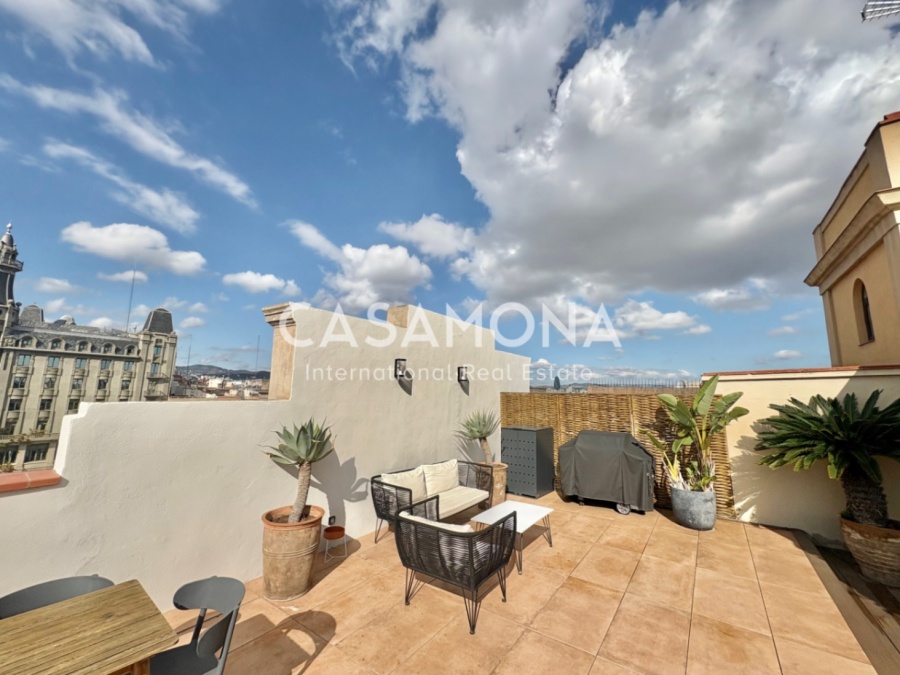 (VENUT) Àtic modern d’1 dormitori amb terrassa exclusiva i vistes excepcionals a la ciutat (VENUT) Àtic modern d’1 dormitori amb terrassa exclusiva i vistes excepcionals a la ciutat