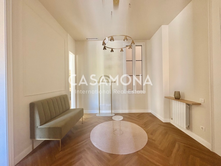 Vollständig renovierte 3-Zimmer-Wohnung in Port Vell, die historischen Charme mit moderner Eleganz verbindet. Vollständig renovierte 3-Zimmer-Wohnung in Port Vell, die historischen Charme mit moderner Eleganz verbindet.