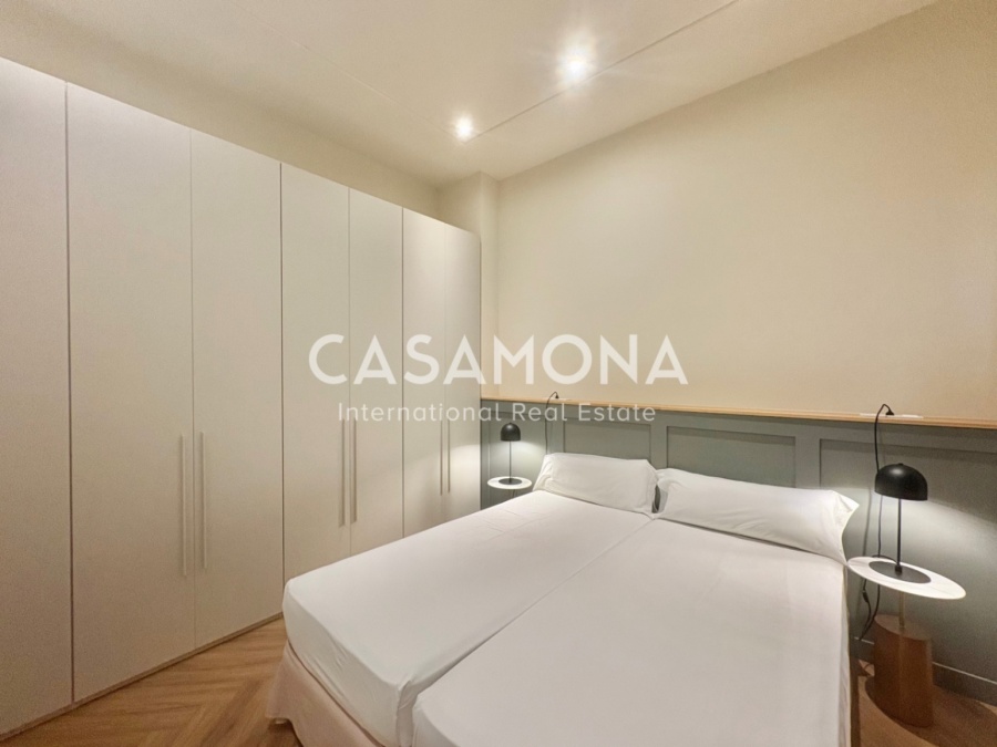 Vollständig renovierte 3-Zimmer-Wohnung in Port Vell, die historischen Charme mit moderner Eleganz verbindet. Vollständig renovierte 3-Zimmer-Wohnung in Port Vell, die historischen Charme mit moderner Eleganz verbindet.
