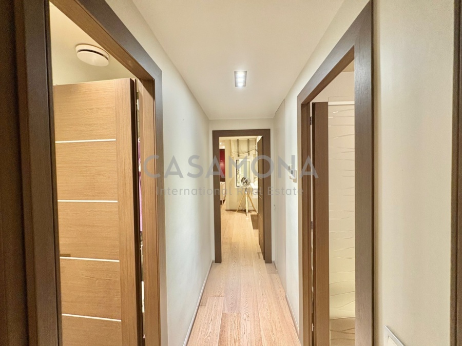 Appartement Rénové de 2 Chambres avec Balcon et Grand Espace Ouvert à Eixample Esquerra Appartement Rénové de 2 Chambres avec Balcon et Grand Espace Ouvert à Eixample Esquerra
