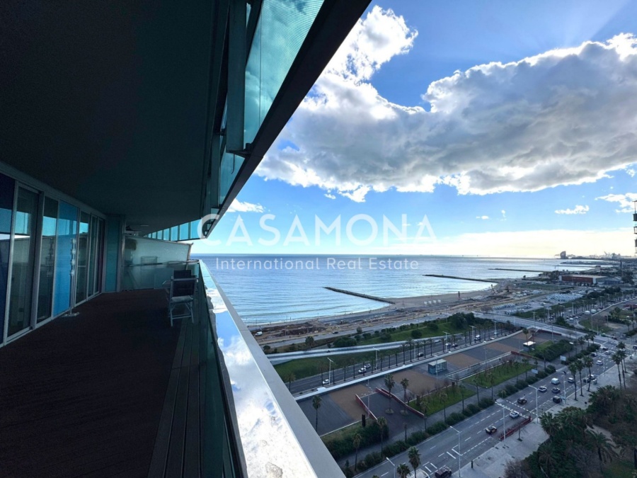 Luxusapartment im 18. Stock mit Meerblick in Diagonal Mar