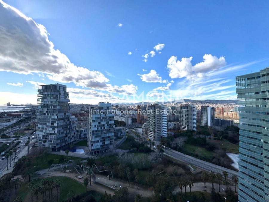 Luxury 18th Floor Sea View Apartment in Diagonal Mar