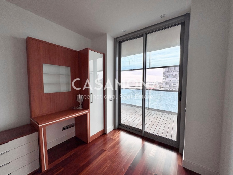 Luxury 18th Floor Sea View Apartment in Diagonal Mar
