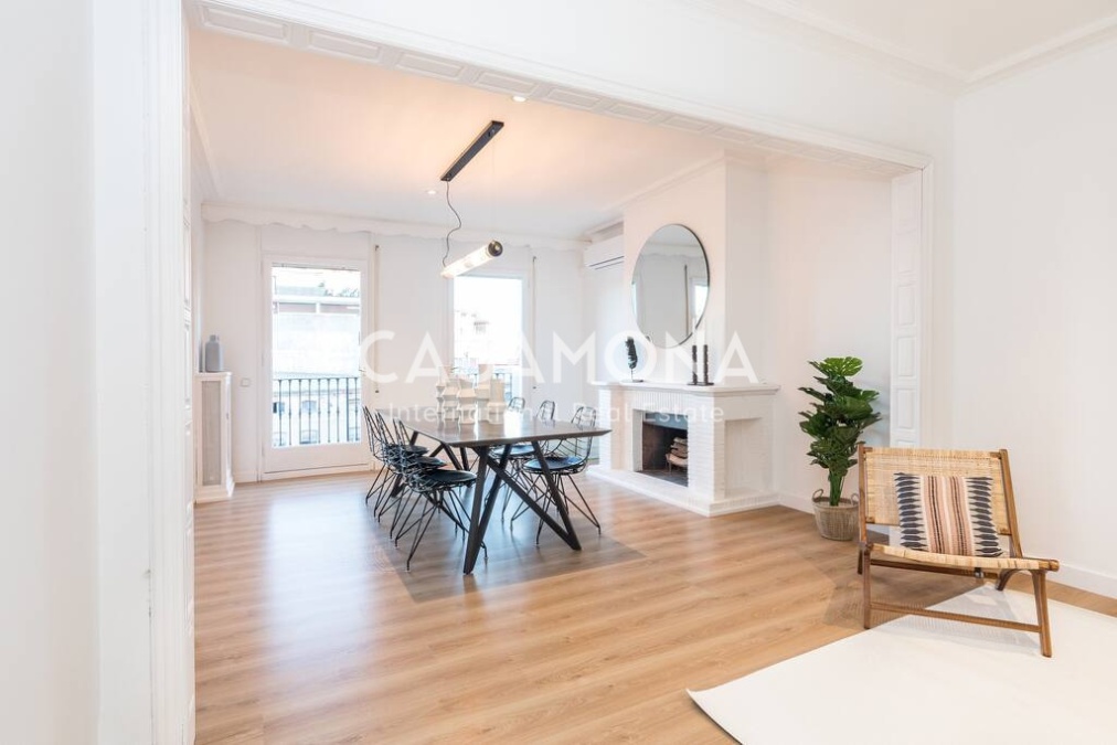 Helle und großzügige Fünfzimmerwohnung im zentralen Eixample