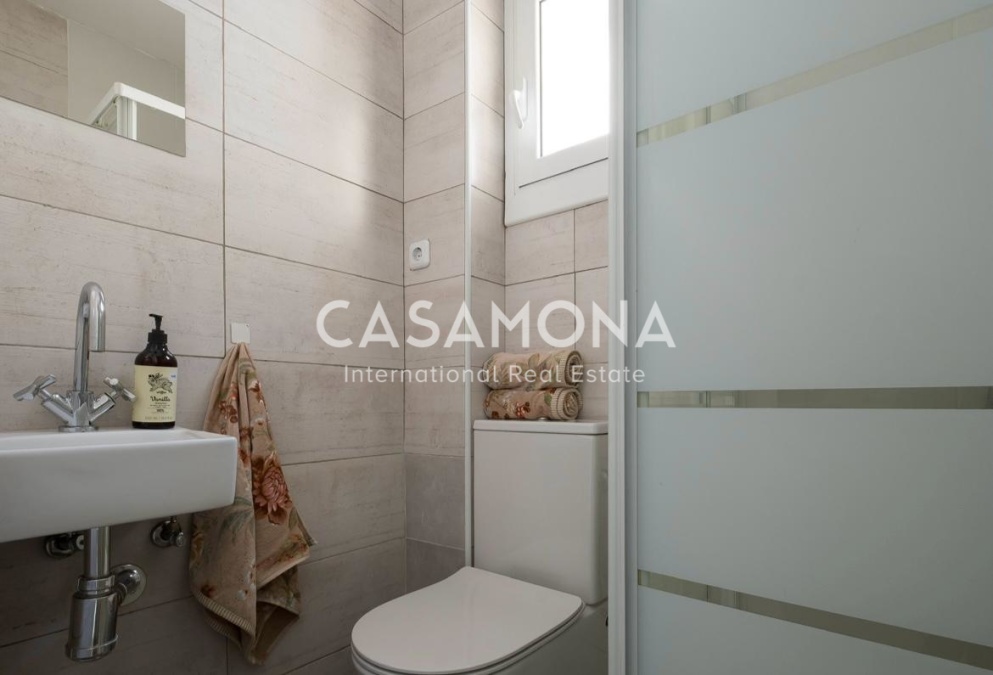 Moderno Apartamento Renovado en el Corazón de la Barceloneta Moderno Apartamento Renovado en el Corazón de la Barceloneta