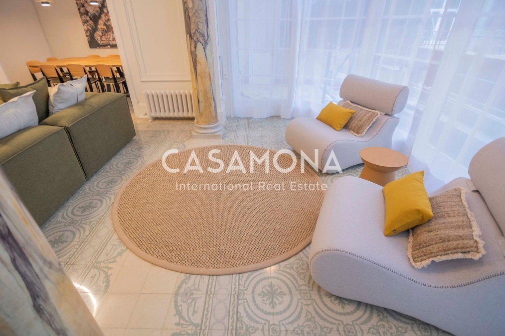 Apartamento exclusivo de 4 dormitorios con elementos históricos catalanes en el Eixample central Apartamento exclusivo de 4 dormitorios con elementos históricos catalanes en el Eixample central