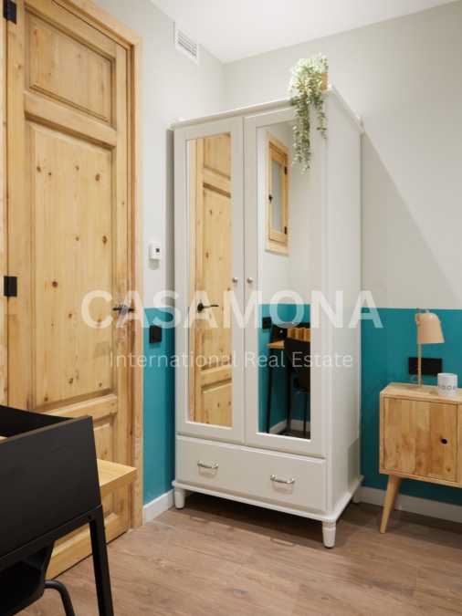 Modern 3 bedroom apartment in Poble Sec