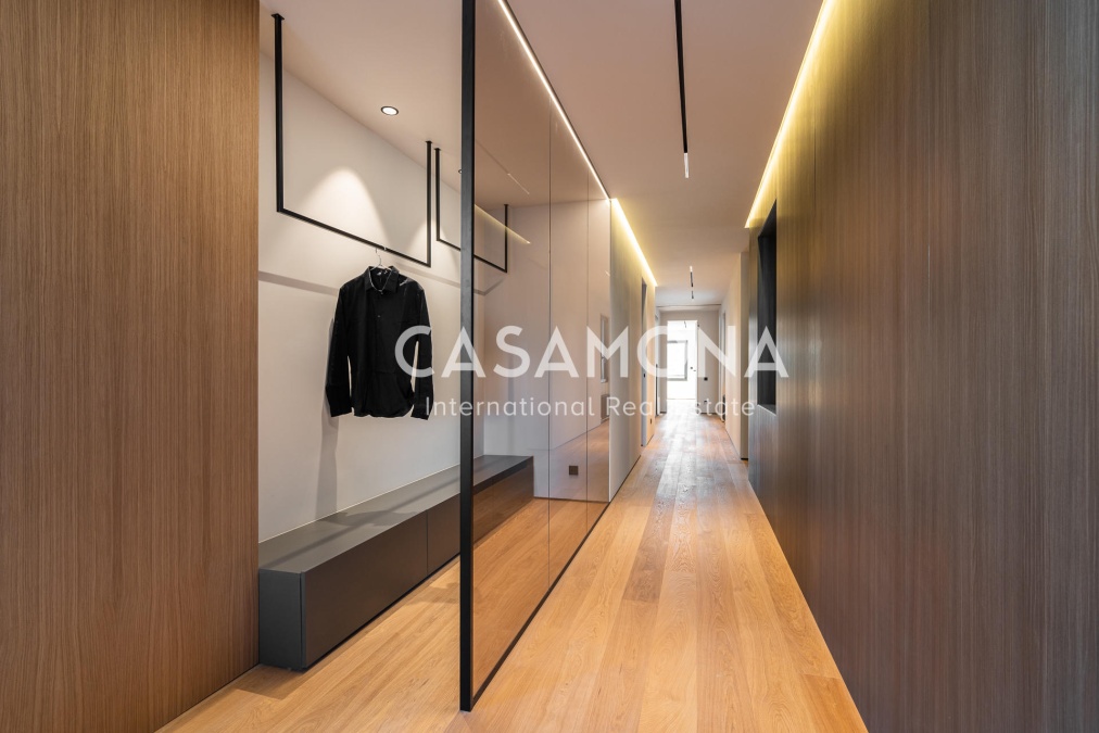 Exceptionnel appartement de luxe de 4 chambres avec terrasse – Calle Muntaner Exceptionnel appartement de luxe de 4 chambres avec terrasse – Calle Muntaner
