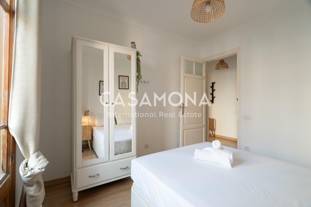Renovated 3 Bedroom Apartment in Poble Sec