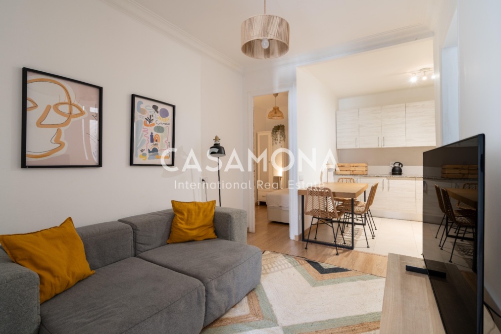 Renovated 3 Bedroom Apartment in Poble Sec