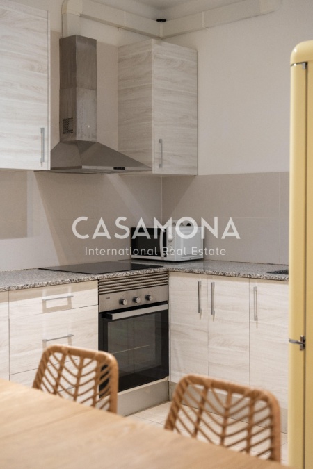 Renovated 3 Bedroom Apartment in Poble Sec