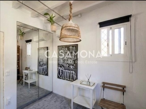 PARA INVERSORES (Sin Limite de Precio del Alquiler) Atico con Dos Estudios y Terraza Comunitaria con Vistas al Mar en la Barceloneta