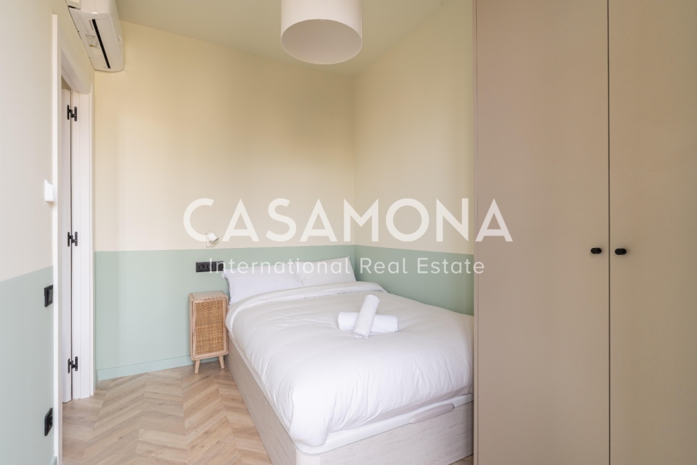 Fully Renovated 2-Bedroom Apartment in Poble Nou, Close to the Beach Fully Renovated 2-Bedroom Apartment in Poble Nou, Close to the Beach