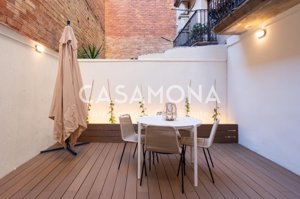 Stilvolle 61m² Wohnung mit Patio in Eixample Dreta Stilvolle 61m² Wohnung mit Patio in Eixample Dreta