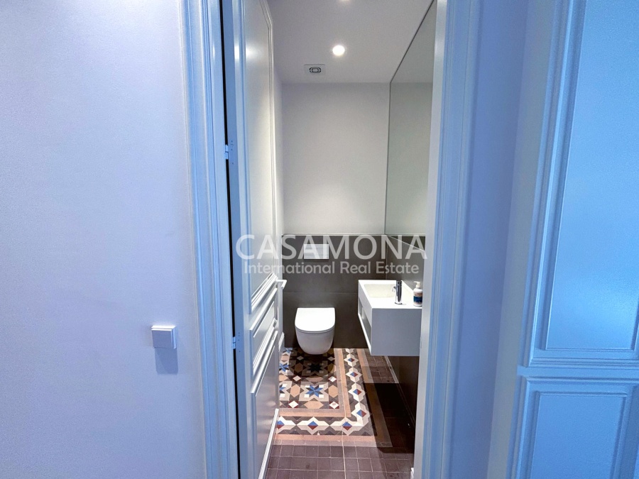 APARTAMENTO LUJOSO Y ESPACIOSO EN ALQUILER – LUZ, CONFORT Y AUTÉNTICO DISEÑO CATALÁN