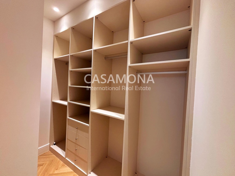 APARTAMENTO LUJOSO Y ESPACIOSO EN ALQUILER – LUZ, CONFORT Y AUTÉNTICO DISEÑO CATALÁN
